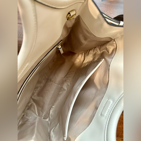 Calvin Klein Cream colored Shoulder Bag - Picture 7 of 13